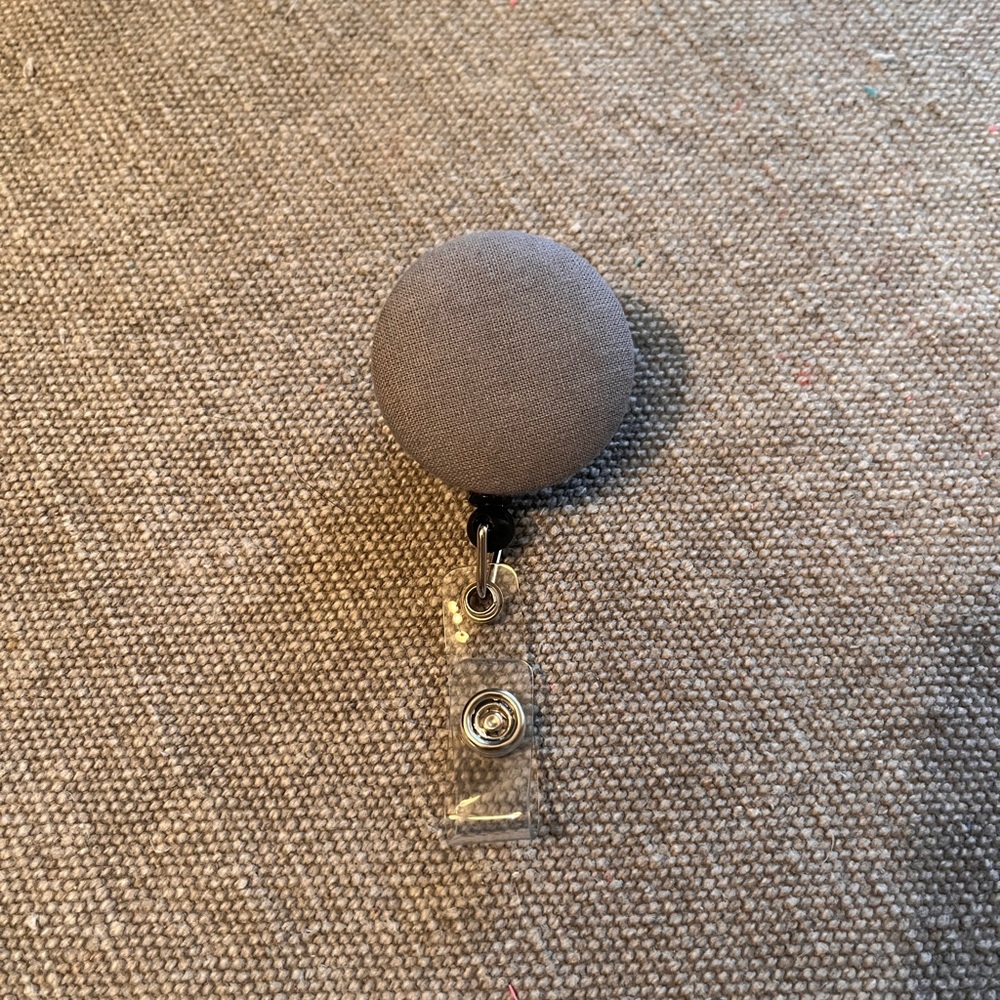 Badge reel